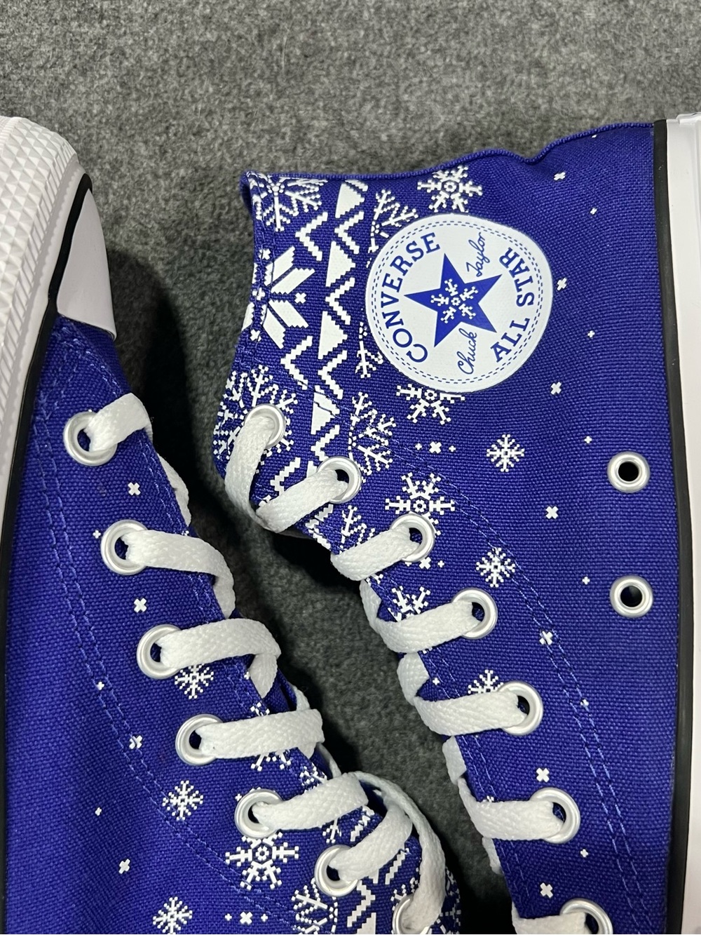 Converse Chuck Taylor All Star HI Winter Sweater Women's Size 7.5 A12904F - Picture 6 of 13